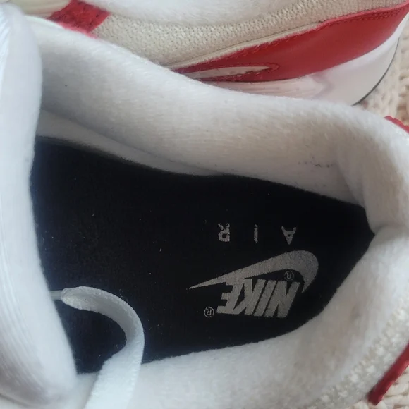 Nike Womans Air 90 Sneakers - Cream and Red Good Condition Sz 10 - Picture 4 of 10